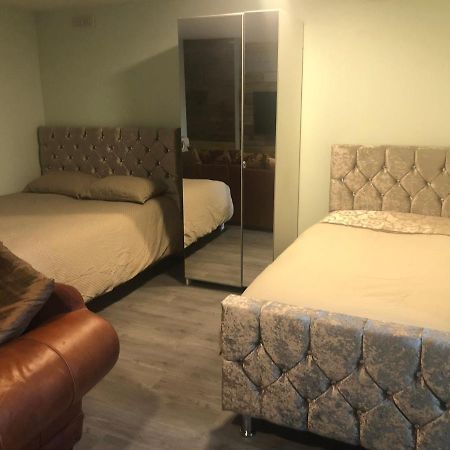 Treetops Flat4 Hall Green B28 Birmingham Bagian luar foto