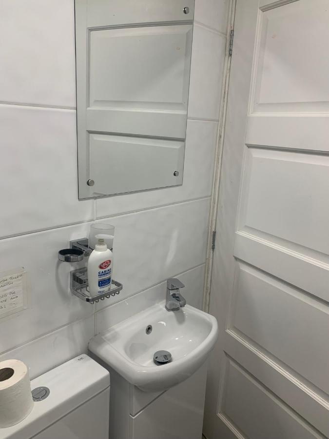 Treetops Flat4 Hall Green B28 Birmingham Bagian luar foto